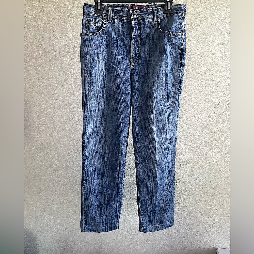 Gloria Vanderbilt Jeans Womens Size 9/10 Straight leg 32x37